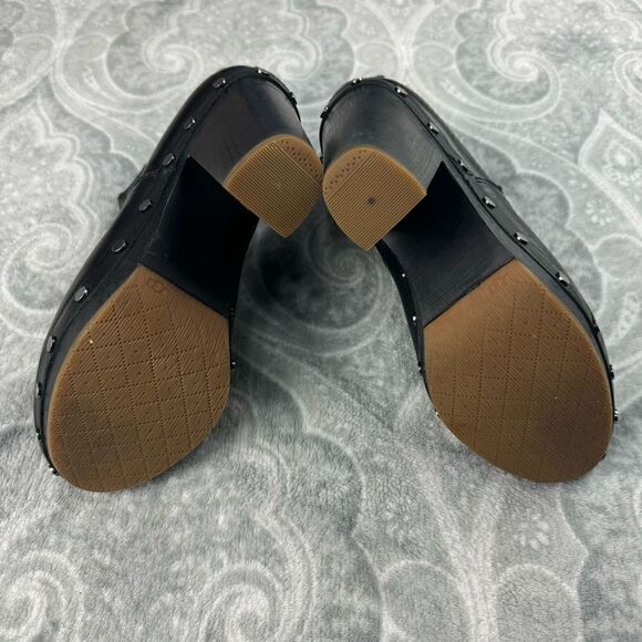 UGG Carberry Women's 6 Black Studded Ankle Boots Heeled Moto 1005755 - Picture 5 of 5